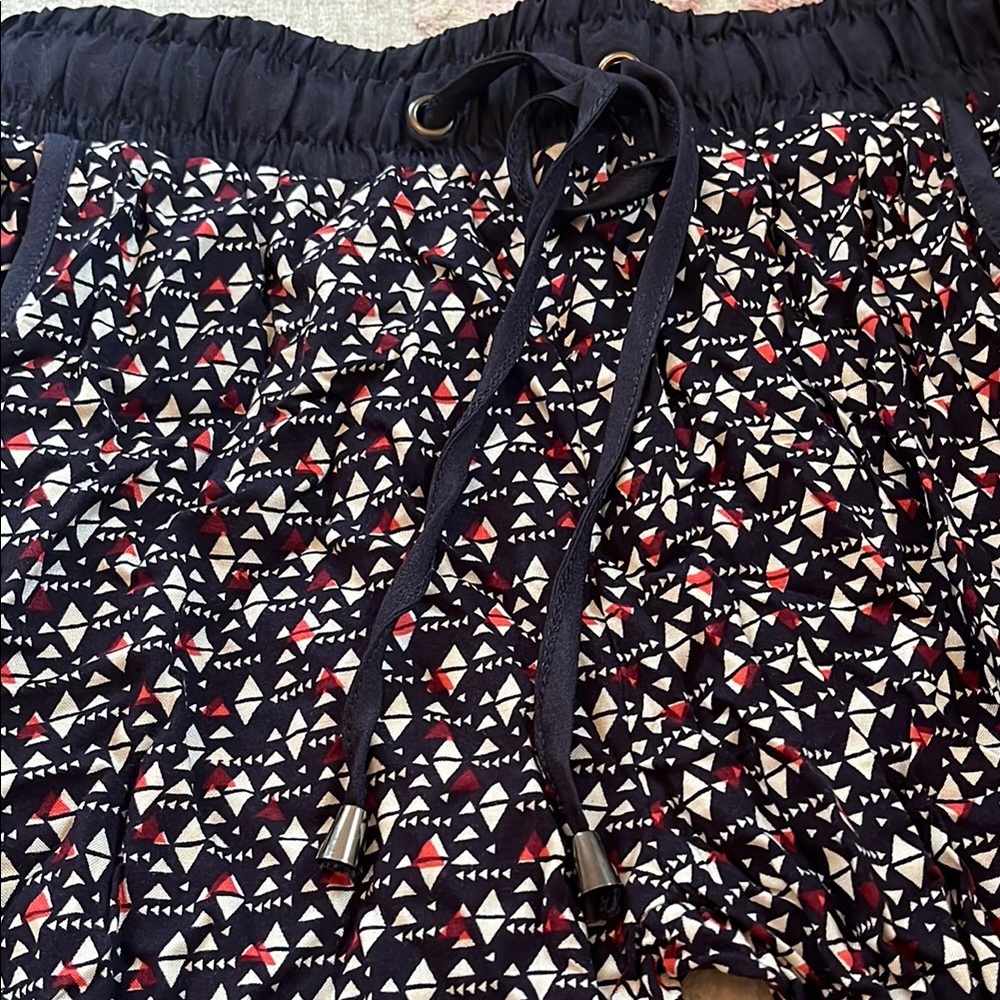 Geometric Pattern Joggers - Picture 3 of 6